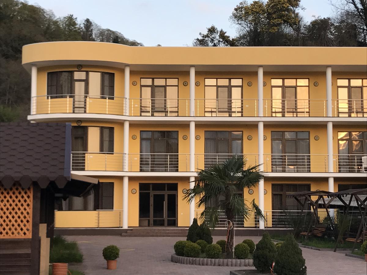 Hotel Danelyan 피준다 외부 사진